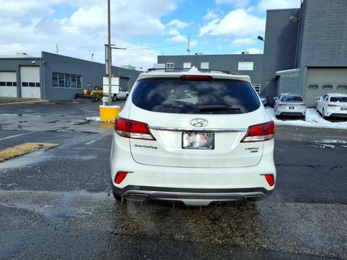 Used 2017 Hyundai Santa Fe Limited image 5