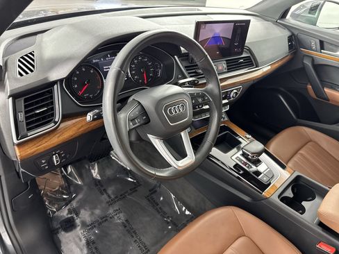 Used 2023 Audi Q5 2.0T Premium w/ Convenience Package AWD/4WD image 9
