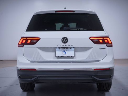 Used 2024 Volkswagen Tiguan Wolfsburg Edition AWD/4WD image 5