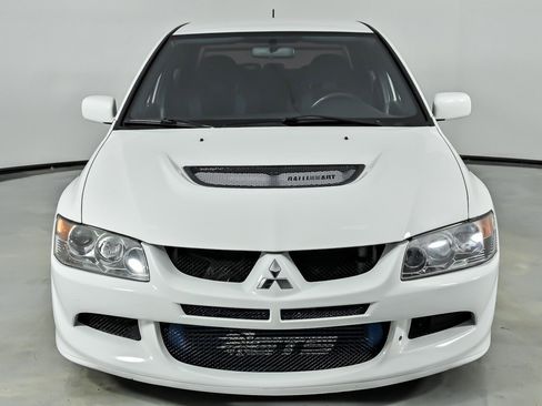 Used 2005 Mitsubishi Lancer Evolution MR AWD/4WD image 3
