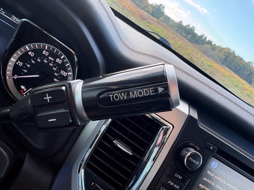 Used 2017 Nissan Titan SL AWD/4WD image 18