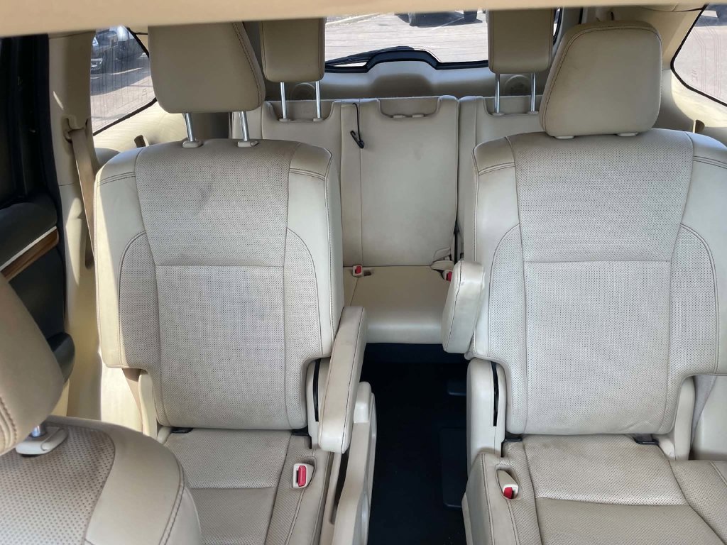 Used 2017 Toyota Highlander Limited FWD image 25