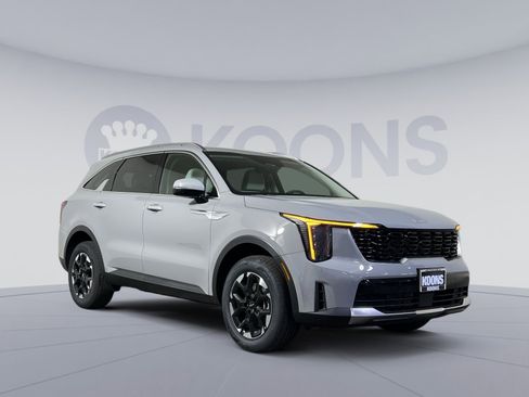New 2026 Kia Sorento S image 8