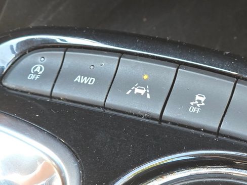 Used 2020 Buick Encore GX Select w/ Experience Buick Package AWD/4WD image 9