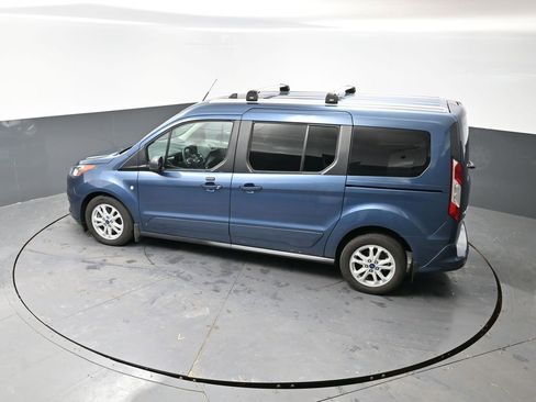 Used 2019 Ford Transit Connect XLT image 41
