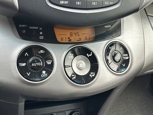 Used 2008 Toyota RAV4 Limited FWD image 22