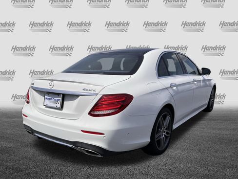 Certified 2018 Mercedes-Benz E 300 4MATIC image 11