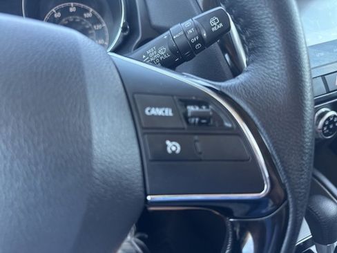 Used 2024 Mitsubishi Outlander Sport SE image 19