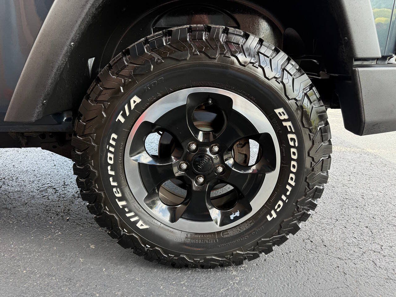 Used 2007 Jeep Wrangler X AWD/4WD image 9