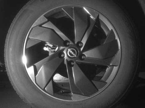 Used 2025 Nissan Rogue SV AWD/4WD image 15