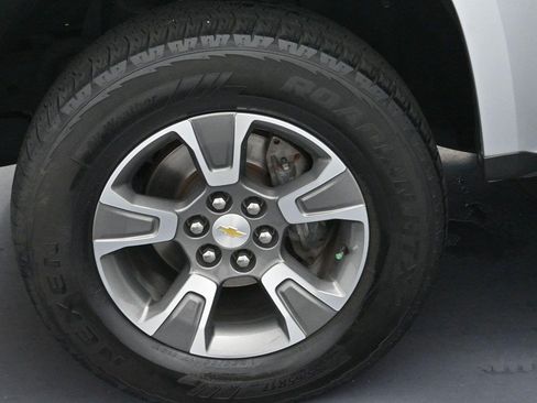 Used 2018 Chevrolet Colorado Z71 AWD/4WD image 38