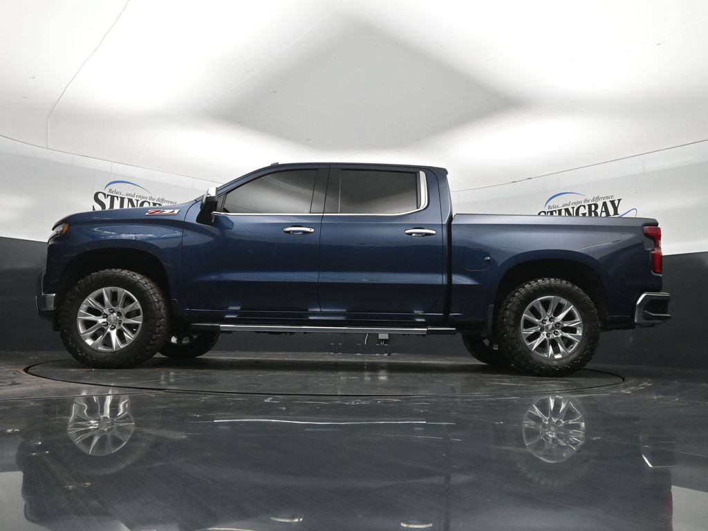 Used 2022 Chevrolet Silverado 1500 LTZ w/ LTZ Premium Package AWD/4WD image 29