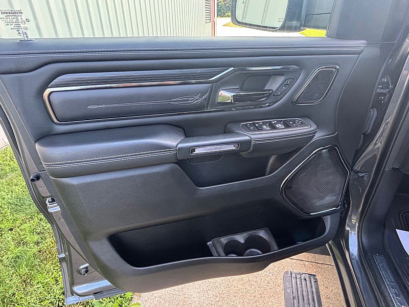 Used 2024 RAM 1500 Limited AWD/4WD image 11