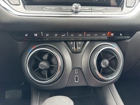 New 2026 Chevrolet Blazer LT image 25