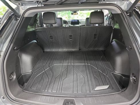 Used 2024 Chevrolet Blazer LT w/ LPO, Floor Liner Package FWD image 12
