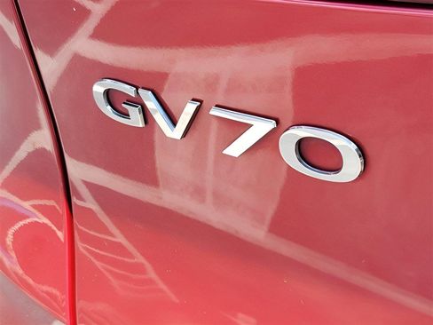 Used 2023 Genesis GV70 2.5T w/ Sport Prestige Package AWD/4WD image 29