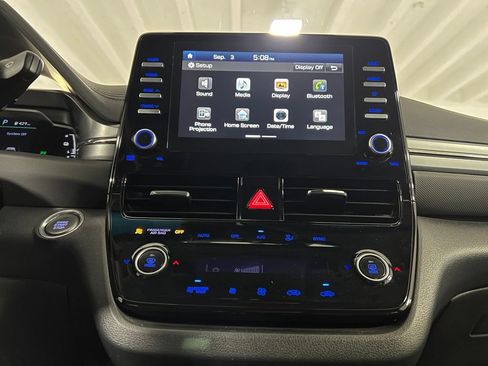 Used 2020 Hyundai Ioniq Blue FWD image 26