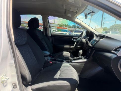 Used 2019 Nissan Sentra SV FWD image 21