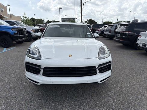 Used 2019 Porsche Cayenne AWD/4WD image 2