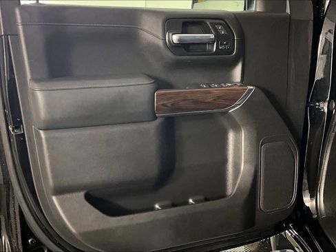 Used 2021 GMC Sierra 1500 SLT image 21