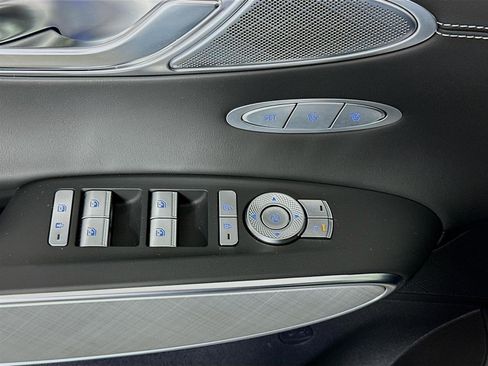 New 2025 Genesis Electrified GV70 Advanced w/ Prestige Package image 20