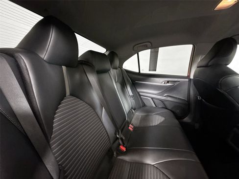 Used 2021 Toyota Camry SE FWD image 35