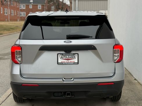 Used 2022 Ford Explorer AWD image 32
