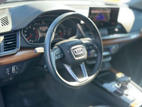 Used 2023 Audi Q5 2.0T Premium w/ Convenience Package AWD/4WD image 13