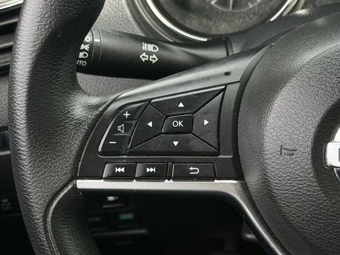 Used 2020 Nissan Rogue S image 13