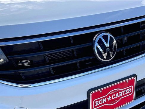 Used 2024 Volkswagen Tiguan SE R-Line image 34