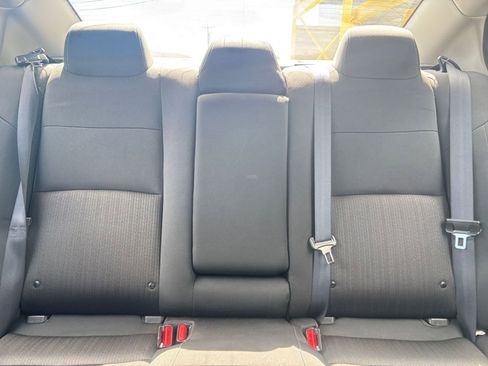 Used 2025 Nissan Altima 2.5 SV FWD image 37