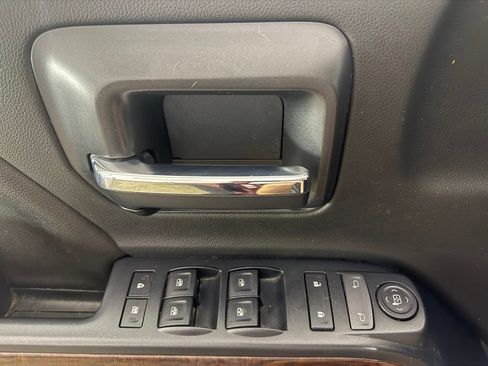 Used 2016 GMC Sierra 1500 SLE w/ SLE Value Package AWD/4WD image 19