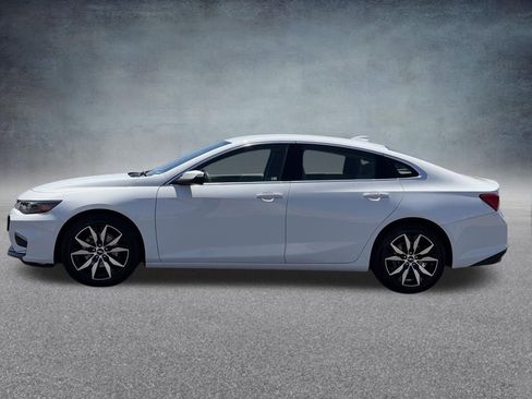 Used 2017 Chevrolet Malibu LT FWD image 7
