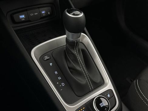 New 2026 Hyundai Venue SEL image 22