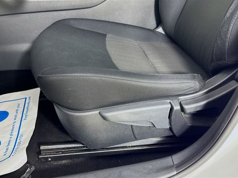 Used 2024 Nissan Sentra SV FWD image 23