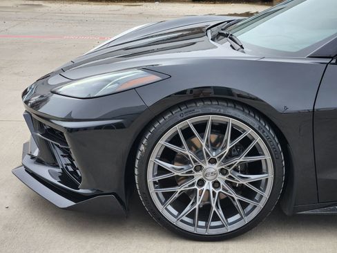 Used 2025 Chevrolet Corvette Stingray Coupe w/ Battery Protection Package image 10