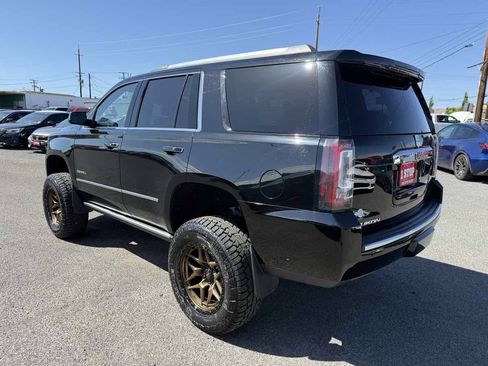Used 2018 GMC Yukon Denali w/ Denali Ultimate Black Edition AWD/4WD image 5