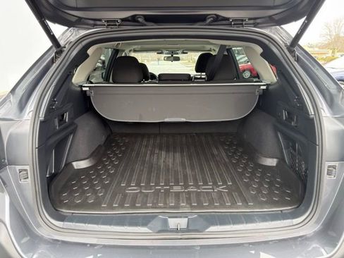 Used 2025 Subaru Outback Premium AWD/4WD image 23
