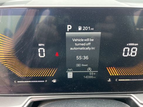 Used 2024 Kia Sorento S w/ Panoramic Sunroof Package image 21