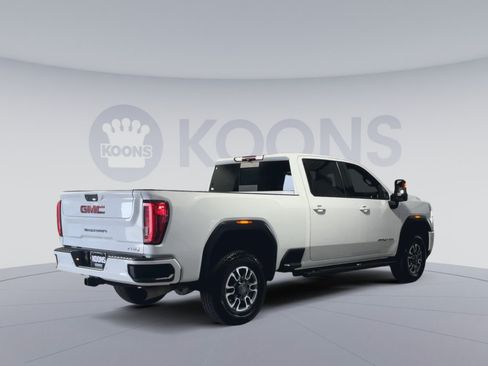 Used 2022 GMC Sierra 2500 AT4 w/ AT4 Preferred Package AWD/4WD image 11