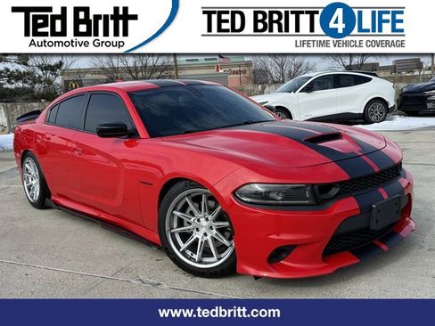 Used 2022 Dodge Charger R/T w/ Blacktop Package image 1