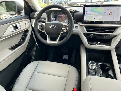 New 2026 Ford Explorer Active w/ Active Comfort Package AWD/4WD image 12