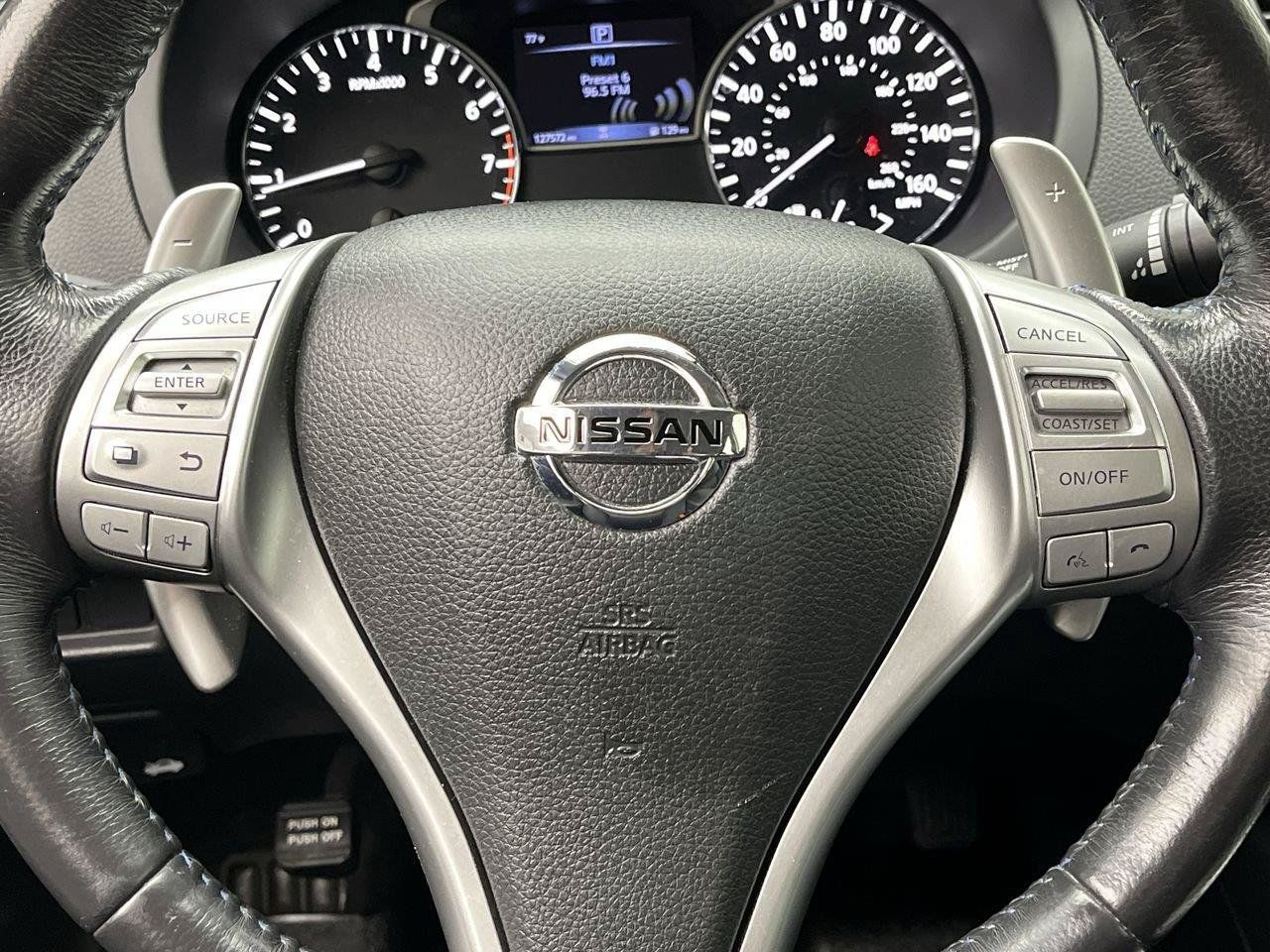 Used 2018 Nissan Altima 2.5 SR FWD image 12