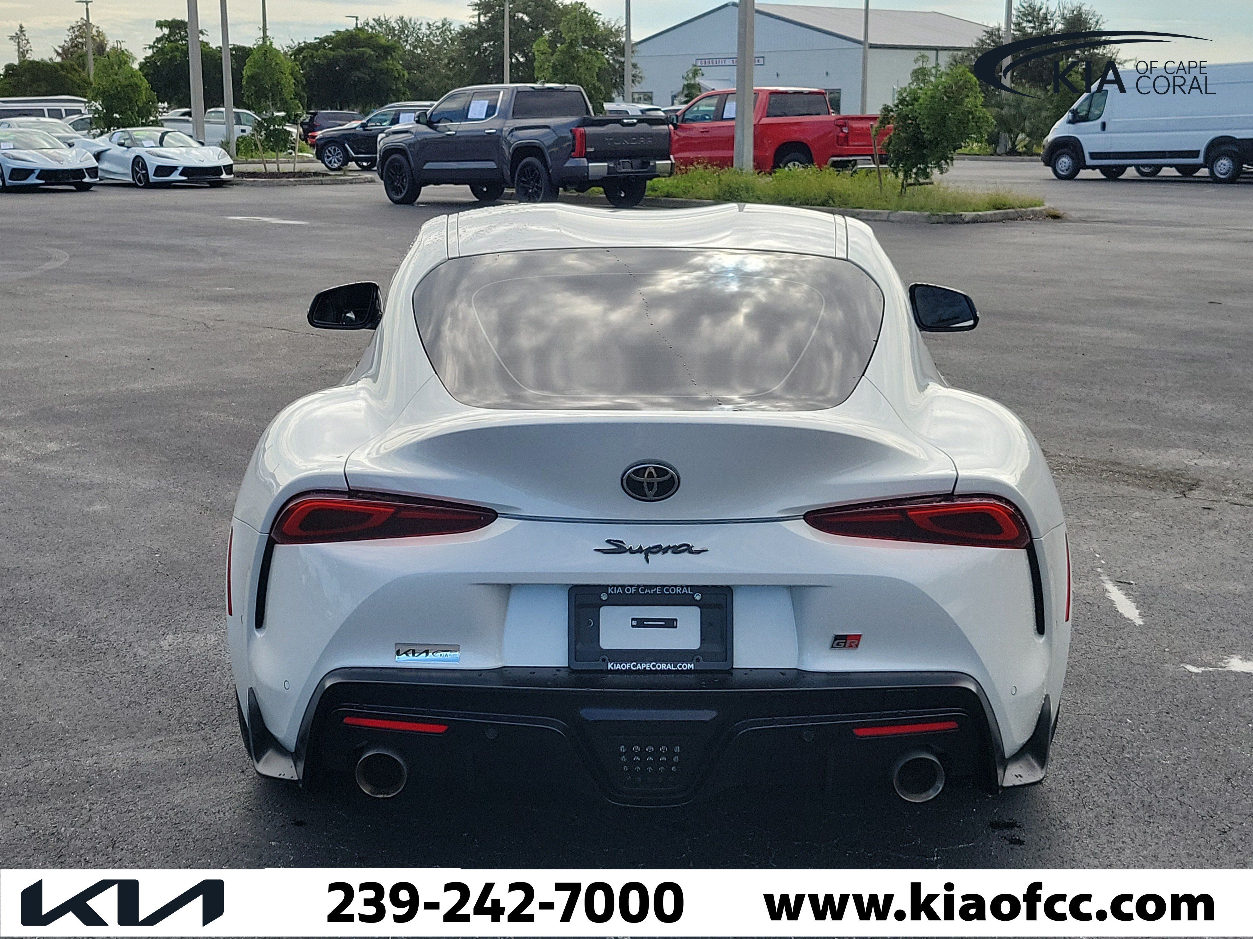 Used 2025 Toyota Supra Premium w/ Driver Assist Package RWD image 6