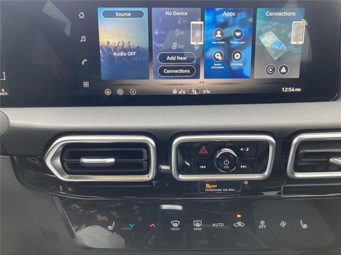 New 2026 Nissan Sentra SV w/ SV Convenience Package image 13