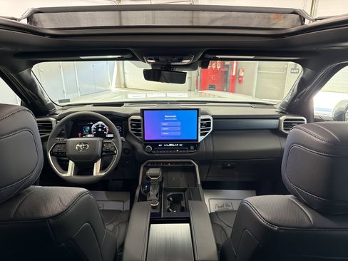 New 2026 Toyota Sequoia Platinum AWD/4WD image 15