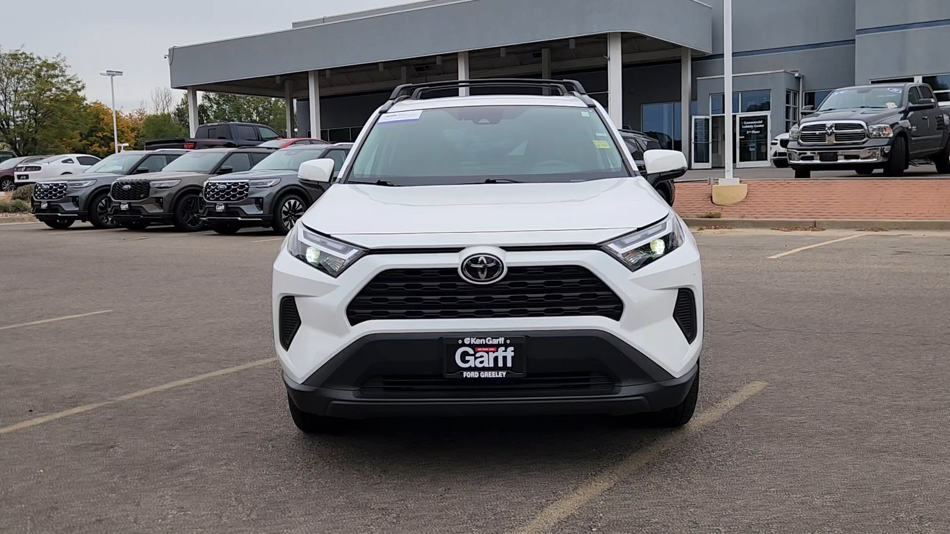 Used 2025 Toyota RAV4 XLE w/ Convenience Package AWD/4WD image 5