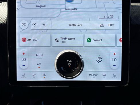 Used 2024 Ford Mustang Mach-E Premium image 17