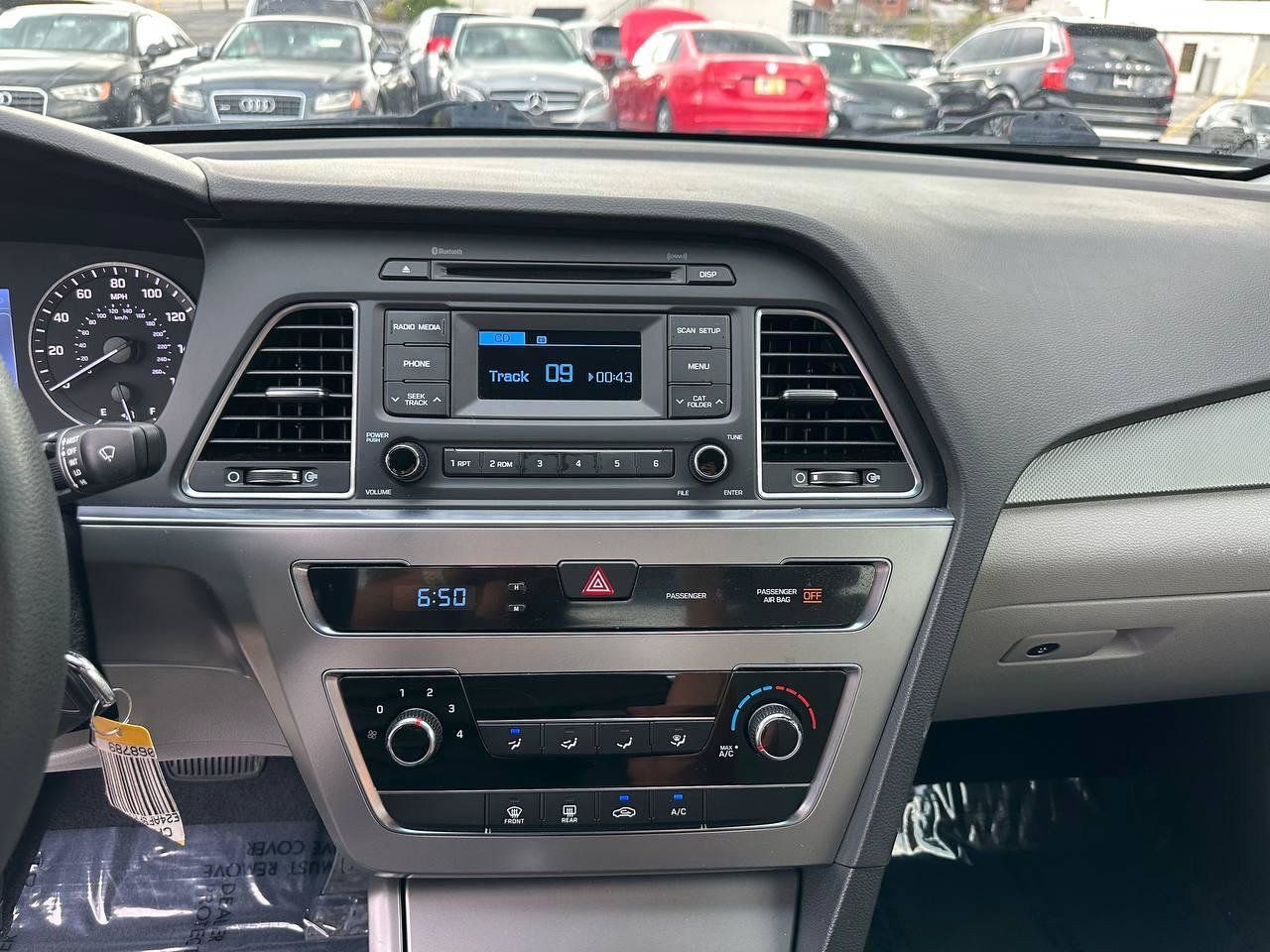 Used 2015 Hyundai Sonata SE FWD image 42