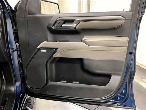 Used 2023 Chevrolet Silverado 1500 ZR2 image 24